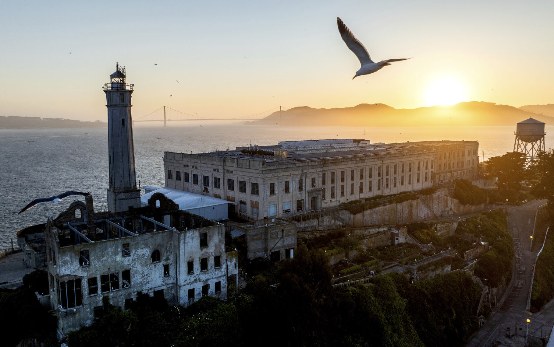 APTOPIX Trump Alcatraz